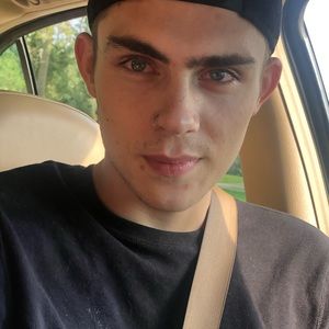 Meet your Posher, Dylan